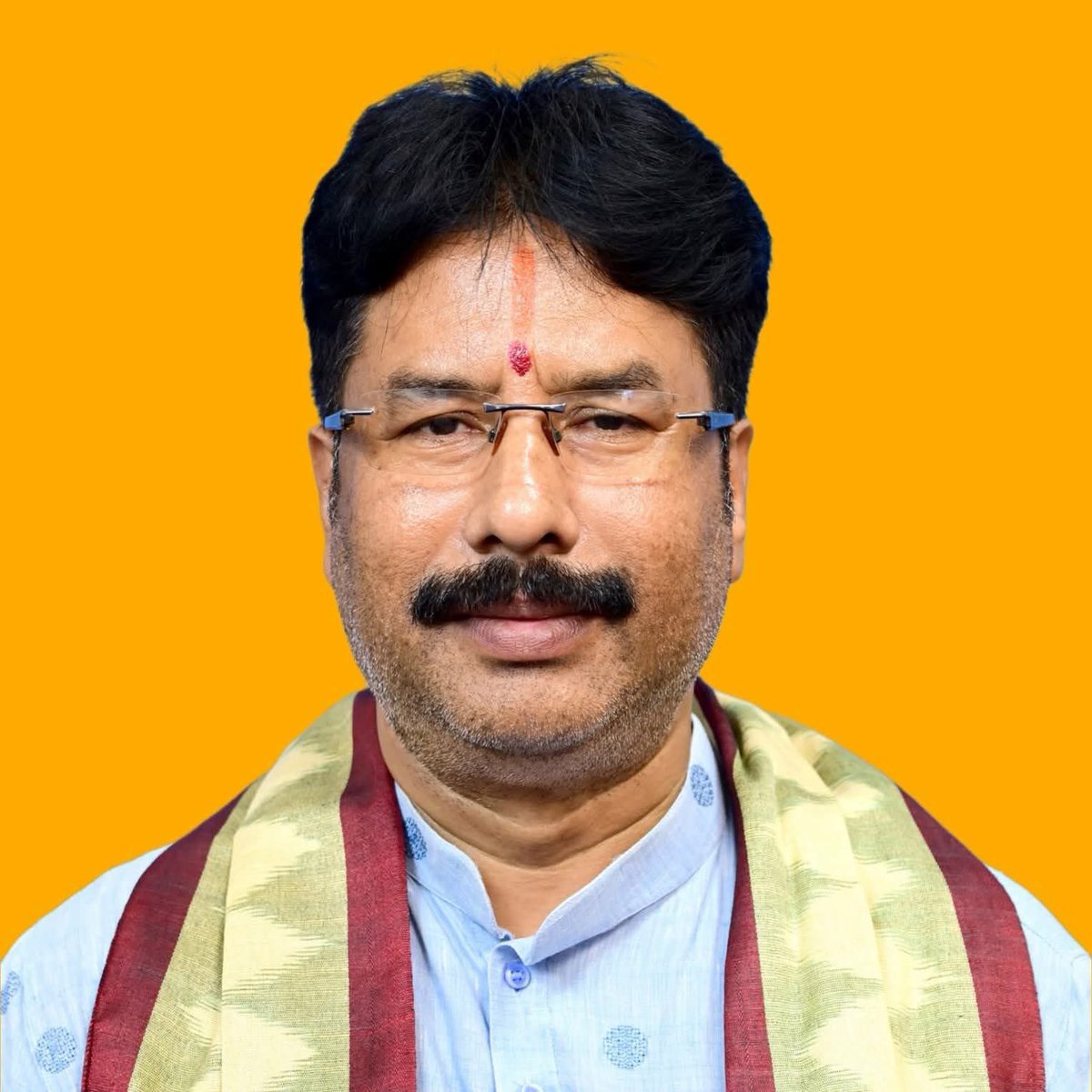 LipaDas5's tweet photo. ଓଡିଶା ସରକାରଙ୍କ ଗୃହ ନିର୍ମାଣ ଓ ନଗର ଉର୍ଣ୍ଣୟନ ବିଭାଗର ମାନ୍ୟବର ମନ୍ତ୍ରୀ ଡ଼ଃ କୃଷ୍ଣଚନ୍ଦ୍ର ମହାପାତ୍ର ଙ୍କ ଜନ୍ମଦିନ ଅବସରରେ ତାଙ୍କୁ ମୋର ହାର୍ଦ୍ଦିକ ଶୁଭେଚ୍ଛା ଓ ଶୁଭକାମନା l ମହାପ୍ରଭୁ ଶ୍ରୀ ଜଗନ୍ନାଥ ତାଙ୍କୁ ସୁସ୍ଥ ଓ ଦୀର୍ଘାୟୁ ରଖନ୍ତୁ ଏତିକି ପ୍ରାର୍ଥନା l🙏🎂🎉💐🌹🎂🎂🌹🌹

@dr_kcmahapatra https://t.co/KYui7CnJWX