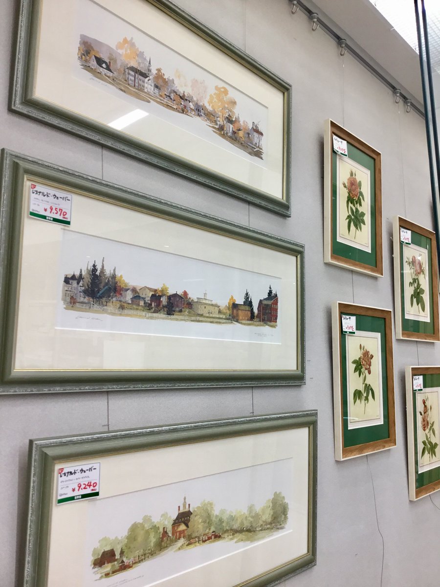 世界堂 新宿本店4F アート作品の