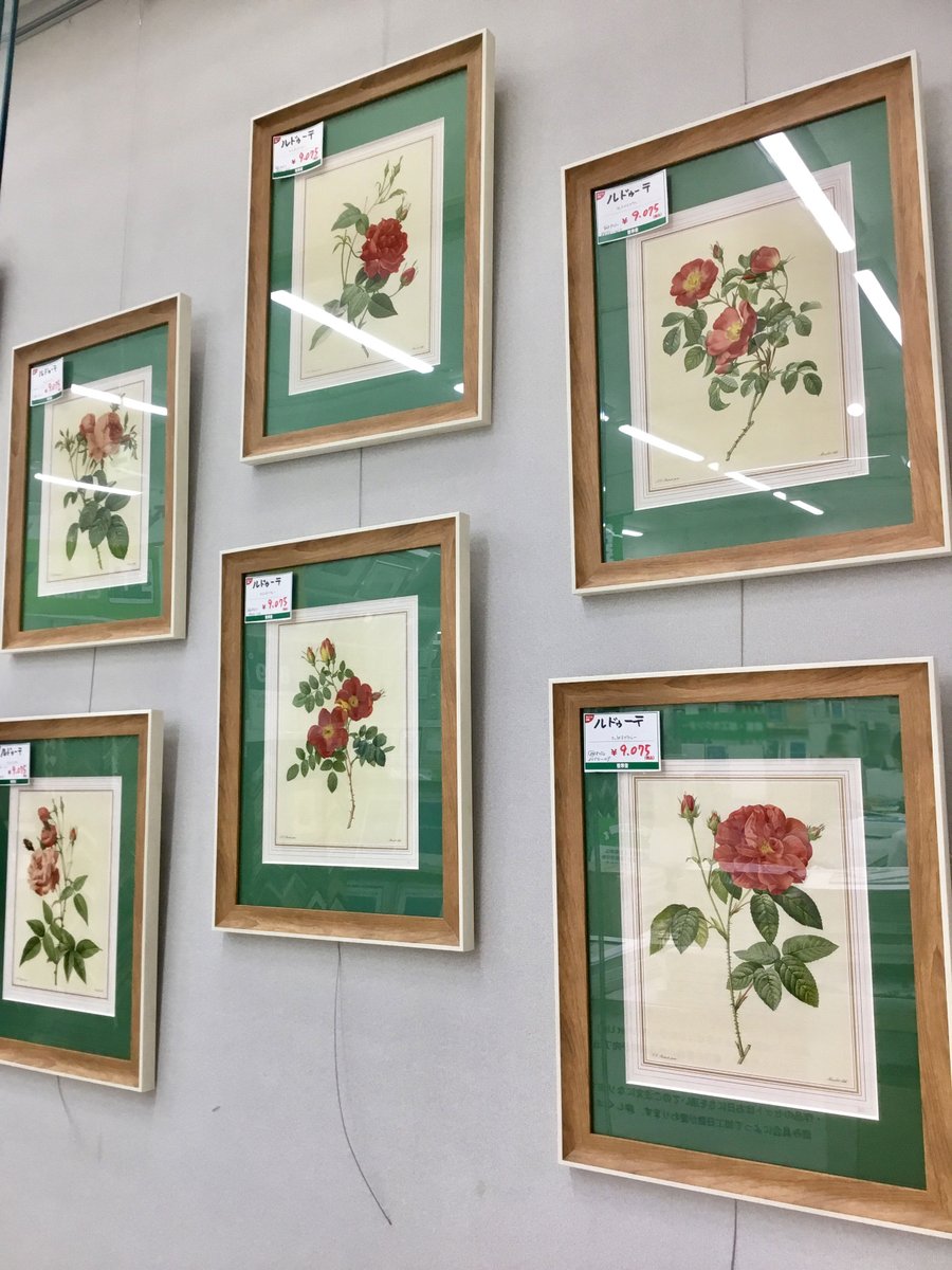 世界堂 新宿本店4F アート作品の