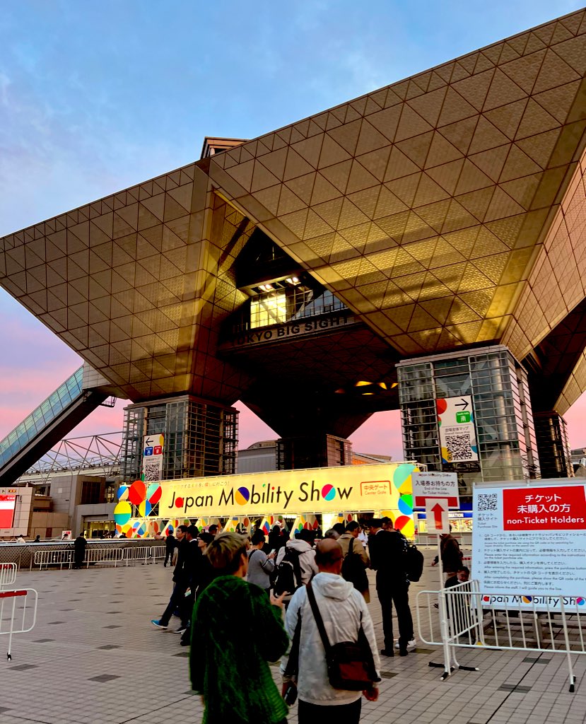 LowFatP's tweet image. 実は乗り物が好きなのでJapanMobilityShowに来た