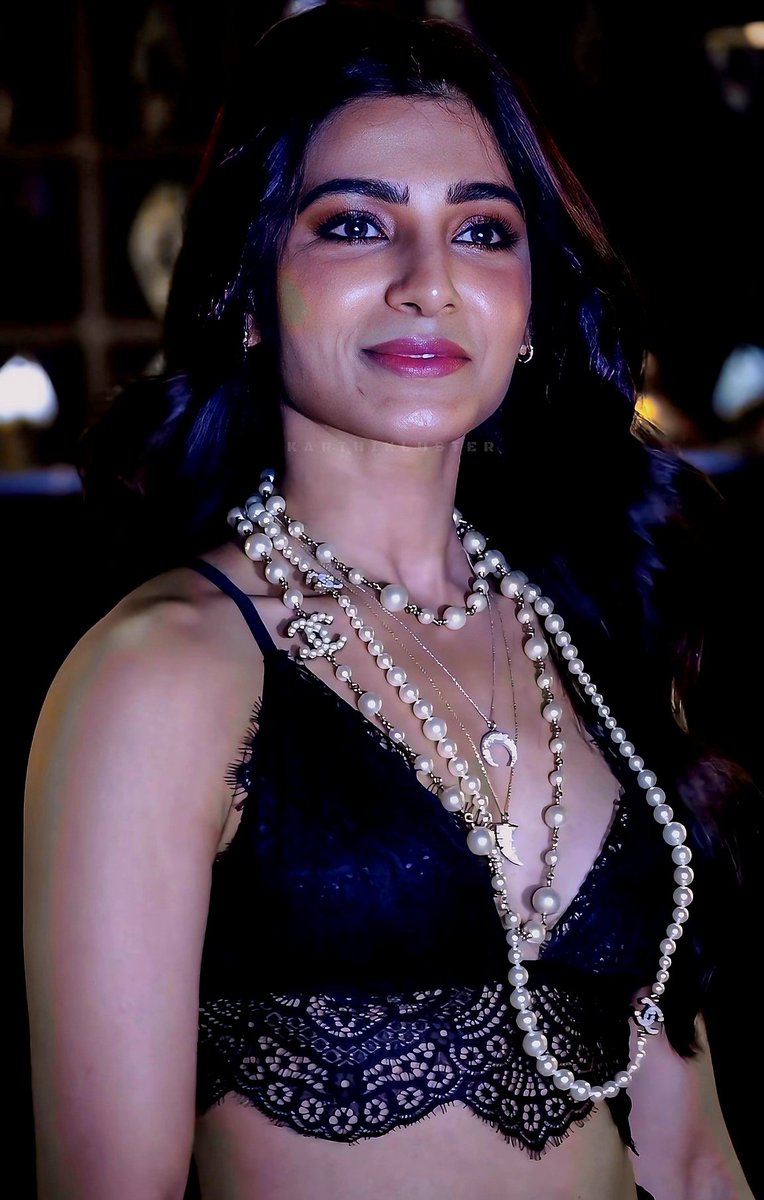 #SamanthaRuthPrabhu
#Samantha