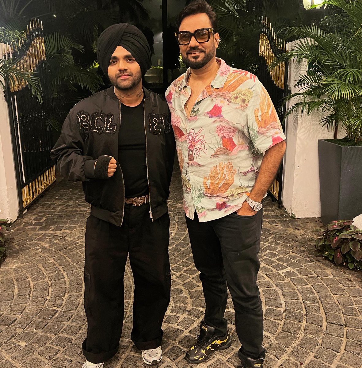 Noddysingh84's tweet photo. My jind jaan my big brother the most humble &amp; big hearted Men karanti paaji (8 years ♥️) @karantishanbagh #gunless #yaarian https://t.co/yPWmtdHia5