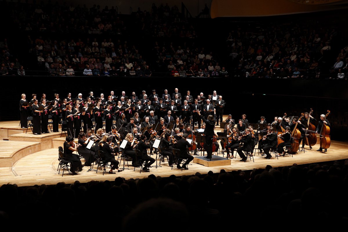 🎶Donostiako Orfeoia Pariseko Philharmonie aretoan izan da astearte honetan. ✨