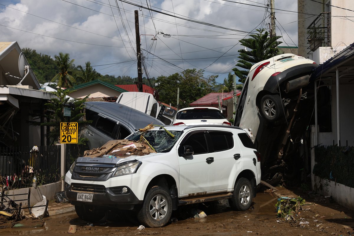 Frontlinestory's tweet image. Philippine President Ferdinand Romualdez #Marcos declared a state of national #calamity due to the impact of #Typhoon #Kalmaegi and in anticipation of an upcoming typhoon, local media reported Thursday.

Kalmaegi, the 20th typhoon to slam the Philippines this year, left the