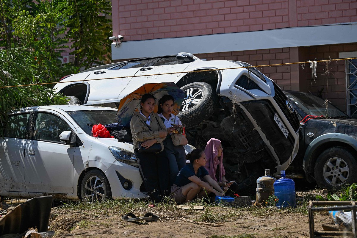 Frontlinestory's tweet image. Philippine President Ferdinand Romualdez #Marcos declared a state of national #calamity due to the impact of #Typhoon #Kalmaegi and in anticipation of an upcoming typhoon, local media reported Thursday.

Kalmaegi, the 20th typhoon to slam the Philippines this year, left the