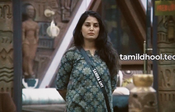 And the name is #Sandra !! 💥🔥

how smoothly she handled (the secret task) Well play. 👏👏🔥🔥

#biggbosstamil9 #biggbosstamil