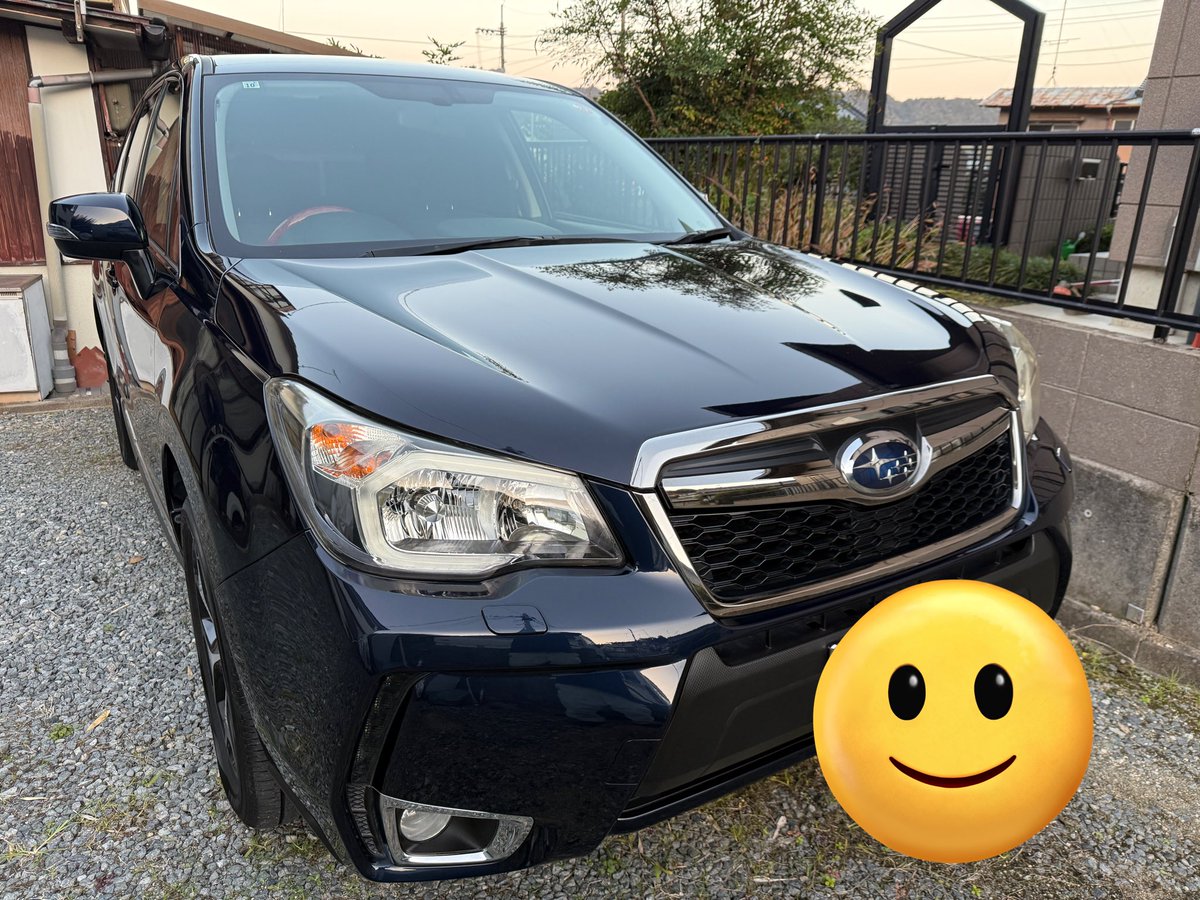 コーティング出してピカピカ✨
ヘッドライト磨きと撥水ガラスコーティングサービスでやってくれた🤫
お金払うけんって言ってもいやいやサービスで大丈夫です‼️って😗
そんなん言われたらまた出さんといけんわ🥳