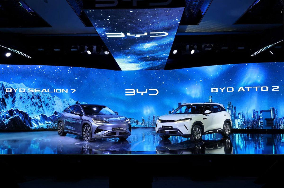 BYD, tamamen elektrikli modelleri sportif D-SUV modeli BYD Sealion 7 ve kompakt B-SUV modeli Atto 2’yi satışa sunuyor.

carmedya.com/byd-sealion-7-…

#carmedya #byd #sealion7 #atto2 #car #otomobil #elektrik #suv #reklamdeğil #haber <a href="/BYDCompany/">BYD</a>