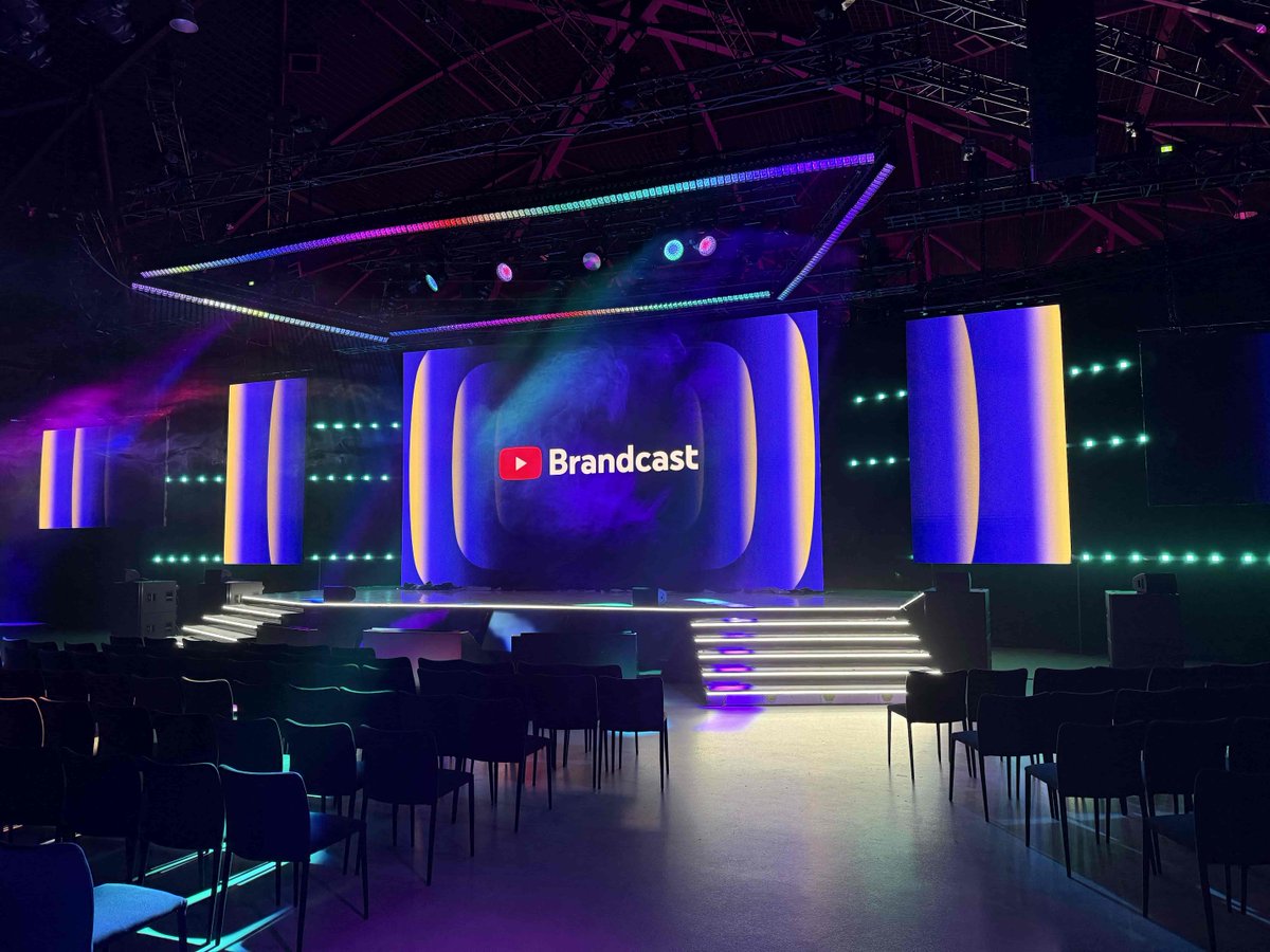 ROE_Visual's tweet image. Celebrating YouTube’s 20th anniversary, Sightline Productions brought YouTube Brandcast 2025 to life in Sydney with our Topaz 2.6 LED panels.🌟

Read More: ow.ly/uqhP50Xntqq

#YouTubeBrandcast2025 #ROEVisual #Topaz #EventProduction #LEDTechnology #CorporateEvents