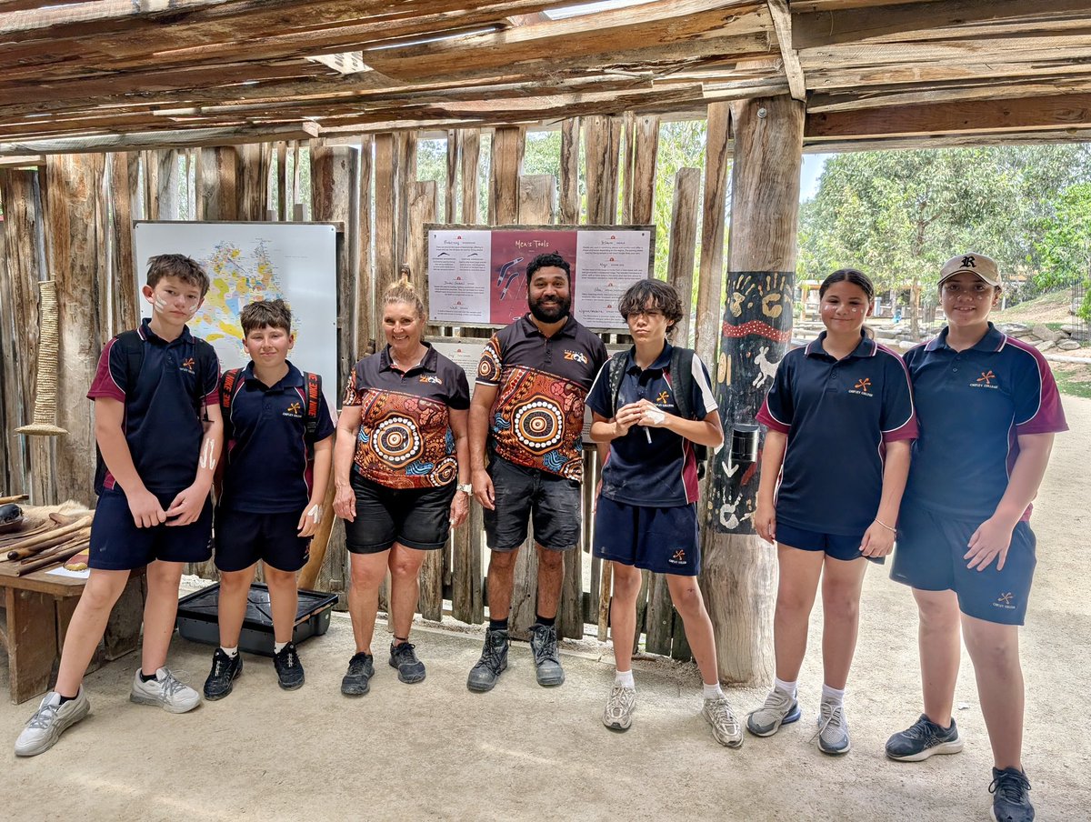 ChifleyCSC's tweet image. Our Yr 7 students started Term 4 with a day out at Sydney Zoo learning about animals &amp;amp; their adaptations. Students learnt amazing facts about different animals &amp;amp; participated in an Aboriginal Astronomy workshop. A great day &amp;amp; start to their unit on the solar system. 🌏🪐