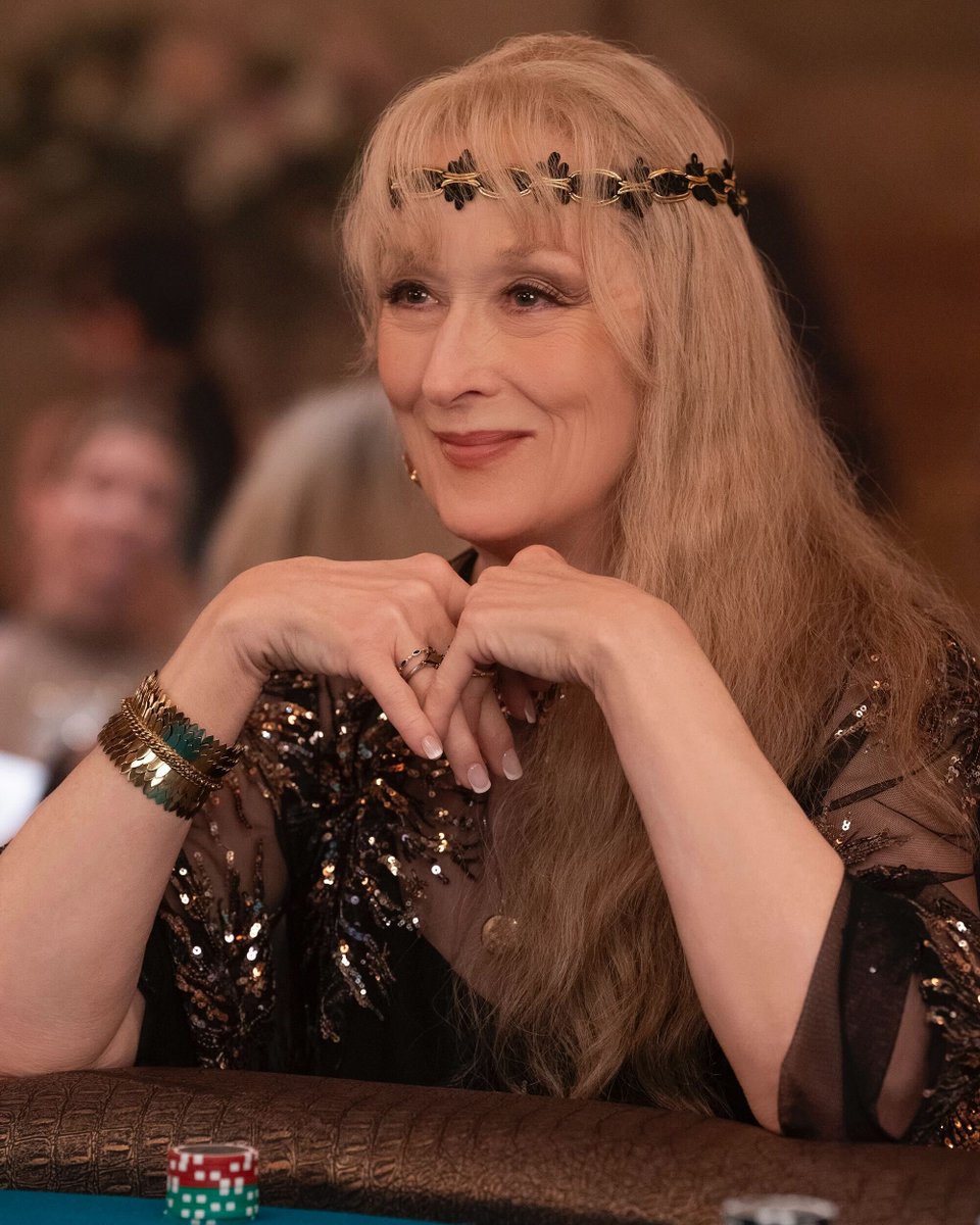 OnlyMurdersHulu's tweet image. Me with #OMITB vs me without.