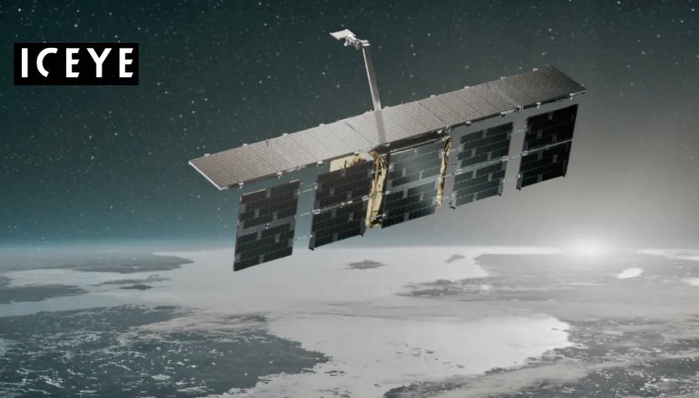 Breaking news 🛰️📡Pierwszy Polski satelita wojskowy powinien zostać wyniesiony na orbitę przez <a href="/SpaceX/">SpaceX</a> w poniedziałek <a href="/KosiniakKamysz/">Władysław Kosiniak-Kamysz</a> <a href="/nowePSL/">🍀 PSL</a> 
Będzie to satelita <a href="/iceye_global/">ICEYE</a> <a href="/rmodrzewski/">Rafal Modrzewski</a> zbudowany w rekordowym czasie 💪 

Według moich informacji pierwsza komunikacja z Polską