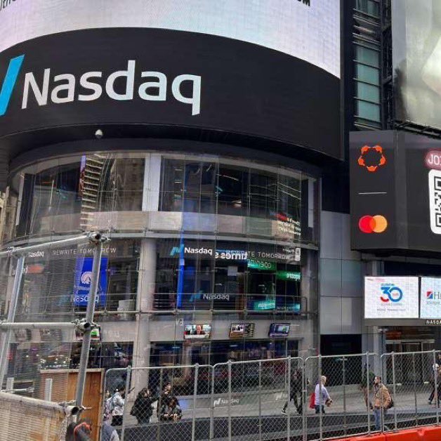 CryptoTweets's tweet image. JUST IN: $H (@Humanity_Prot) featured on @Nasdaq’s #Times #Square display as it integrates @Mastercard’s Open #Finance #Network for Human #ID #holders.