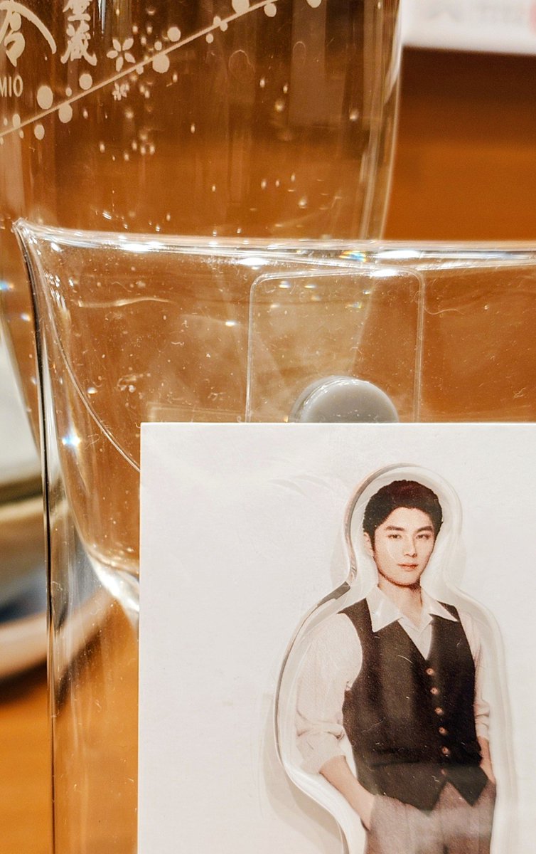 日本酒の泡と本田響矢クン
神席だった大阪公演後、余韻に浸りながらひとり酒