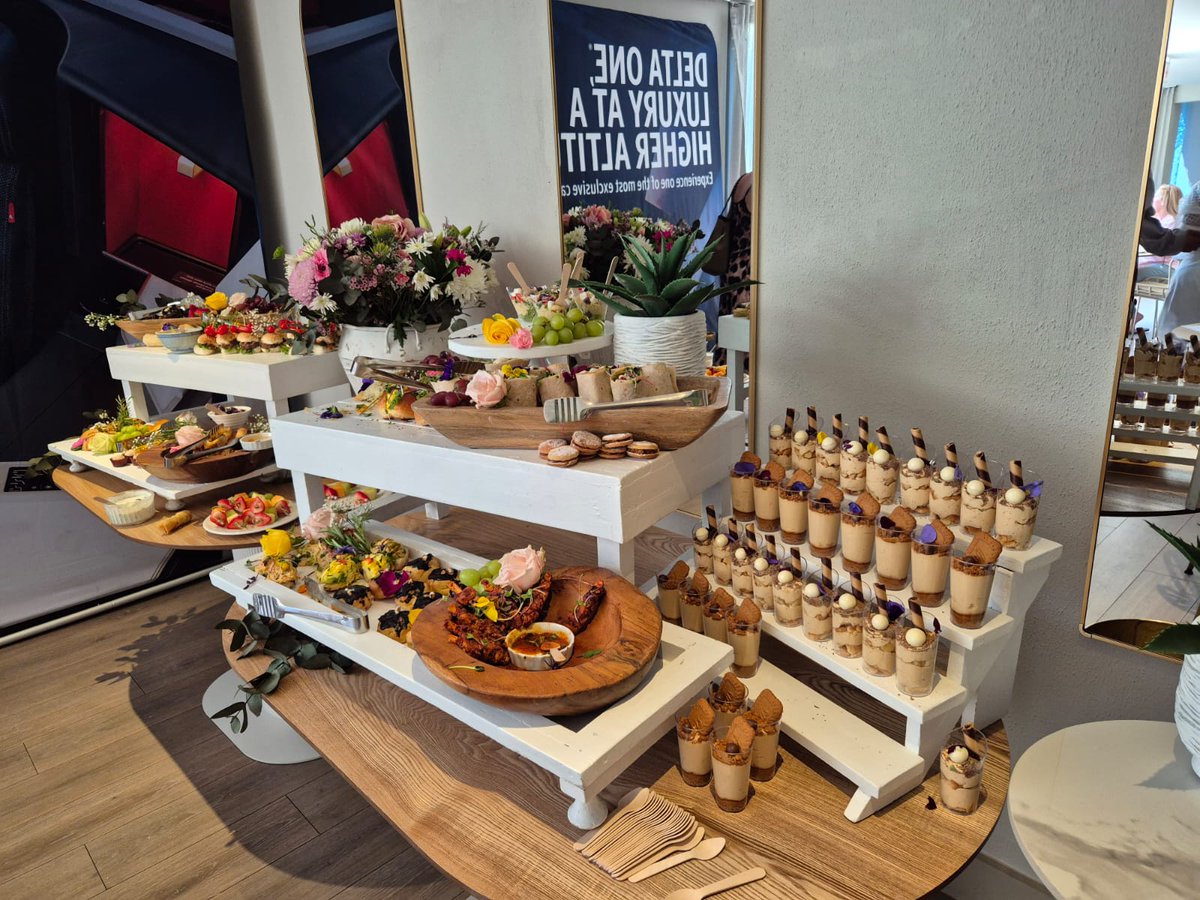 Women taking flight! ✈️ 

Thank you <a href="/Delta/">Delta</a> Airlines for an incredible day connecting with inspiring female professionals who are driving innovation in aviation.

See our pro travel tips here: okt.to/OuCe1g 

#DeltaAirlines #Traveller #businesstravel #dutyofcare #travel