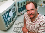 Localit2's tweet image. (1990)  🌐 Ο άγγλος επιστήμονας Τίμοθι Μπέρνερς - Λι (TBL για τους φίλους του) εφευρίσκει τον Παγκόσμιο Ευρύ Ιστό, γνωστότερο με τα αρχικά WWW, πάνω στον οποίο βασίζεται η λειτουργία του διαδικτύου.

Πηγή: sansimera.gr/almanac/1211