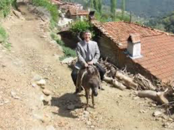 Eski buvilar uchun porno videolarni tomosha qiling