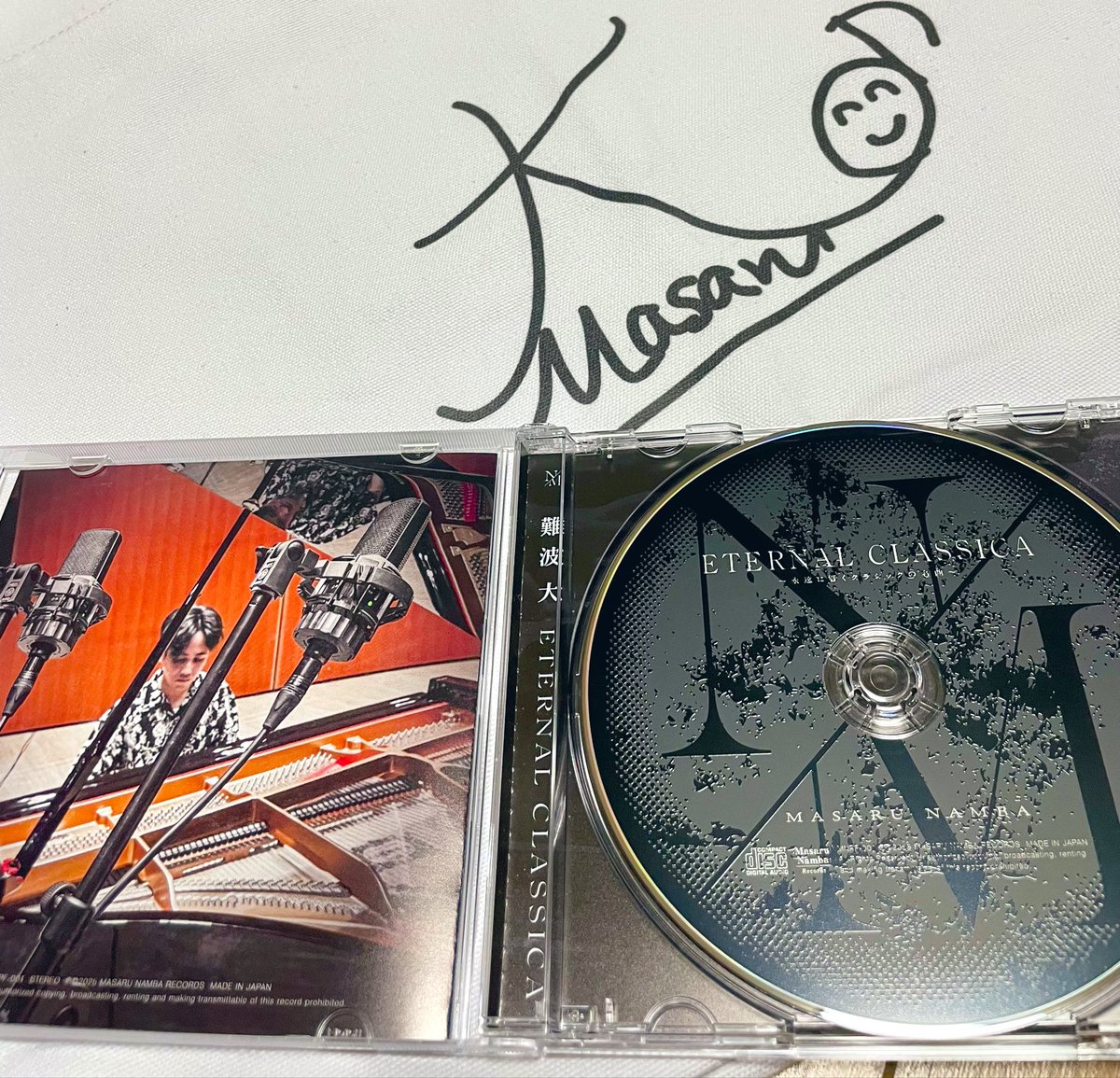 Rei_0531_'s tweet image. 仕事から帰って来たら
届いてたぁ〜💿😄
まさるさんの素敵なピアノ演奏で🎹
永遠に響く(愛される)クラシックの名曲を
車中で聴いて癒されながら仕事行こう🚗
楽しみ〜♪♪
@masarunamba_pf
 #難波大
 #推しピアニスト