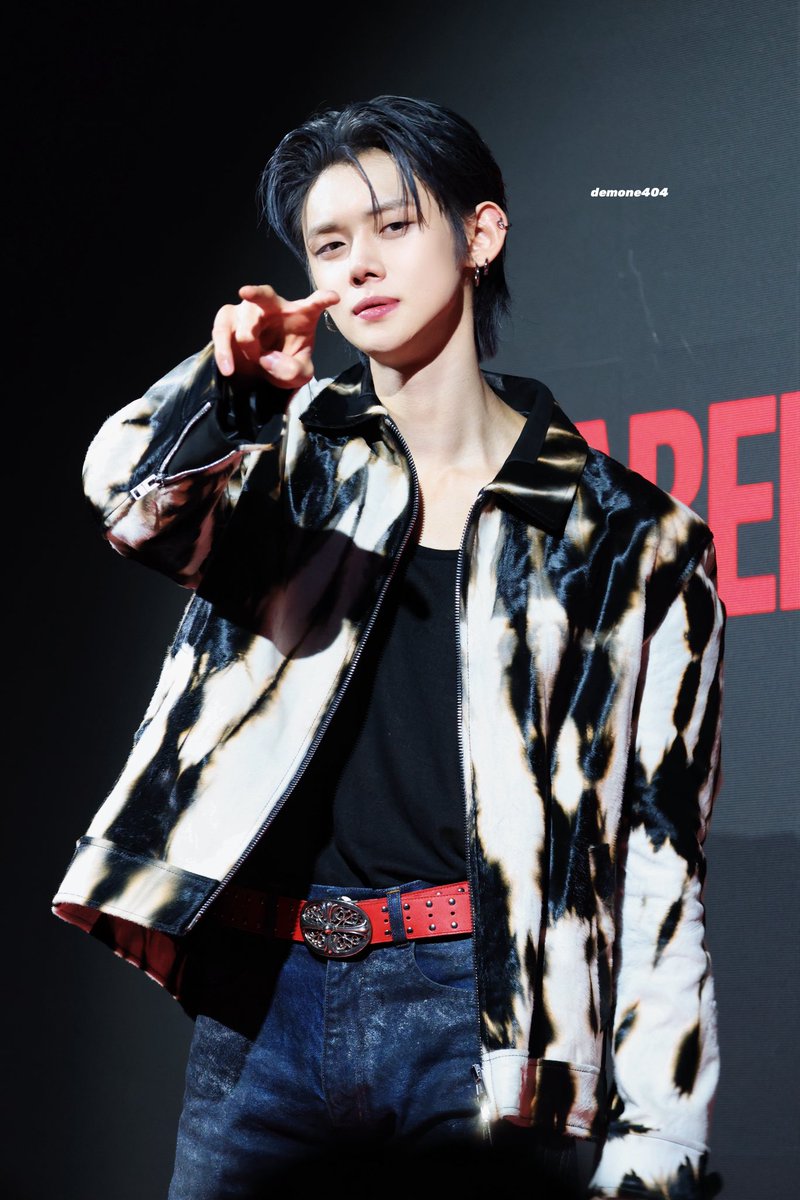 251106

#TXT #연준 #YEONJUN #ヨンジュン #TOMORROW_X_TOGETHER