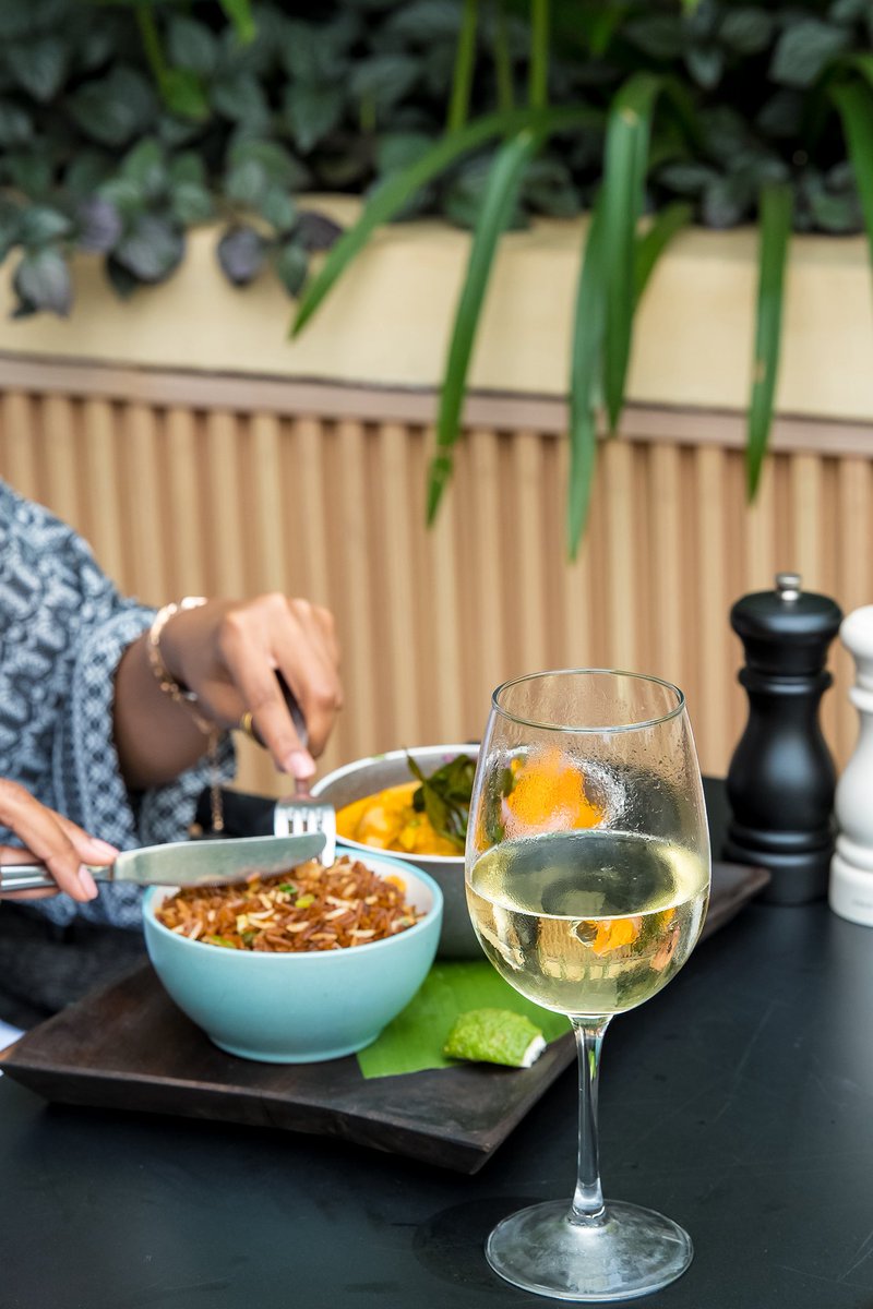 Step out for a business lunch worth your time, 12 PM to 3 PM. Starter to impress, main to fuel, dessert to seal the deal.👌🏽