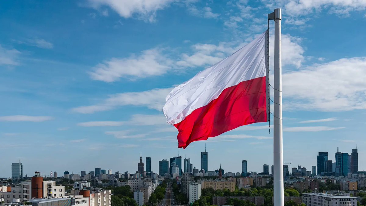 👀 560 copies of “The Bitcoin Standard” to educate Polish politicians

The Polish Bitcoin community has decided to gift 560 copies of “The Bitcoin Standard” to members of Parliament, to help them understand what they’re actually regulating.

The project, funded through