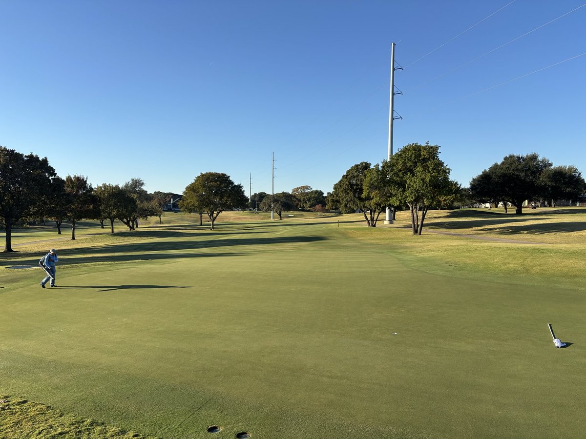 Cooler temps have the greens looking mean! #canyoncreekcc