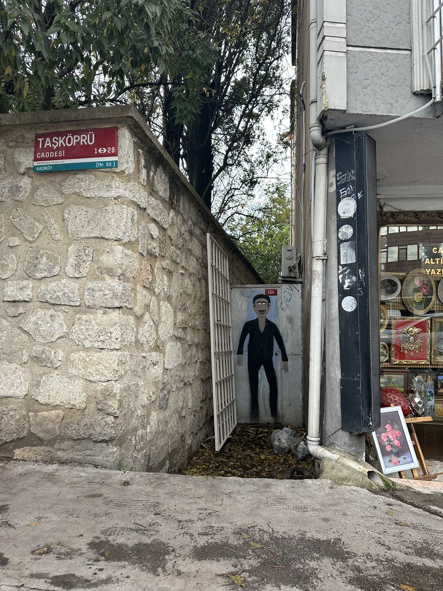 open.spotify.com/track/6LUGvXEA…