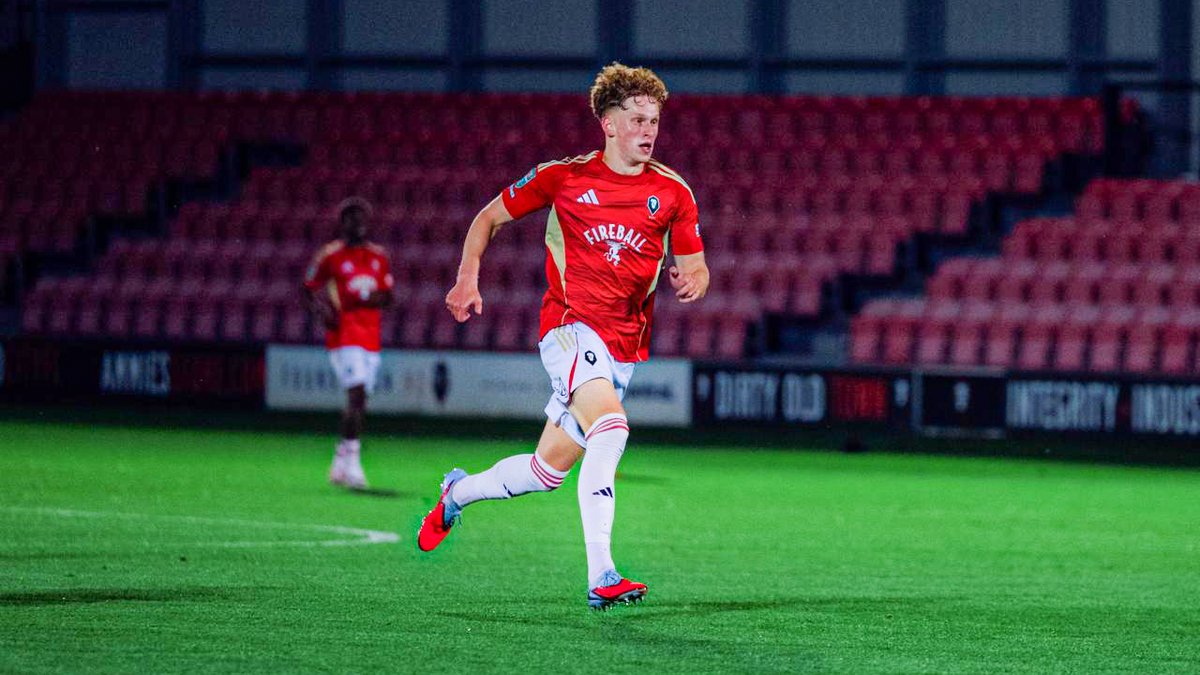 We would like to wish Harry Showman a warm welcome to the Dreams2Reality.co.uk Stadium ✍️

The 18-year old striker joins on a Youth Loan from <a href="/SalfordCityFC/">Salford City FC</a>, and has also previously represented Hyde in the NPL Premier 🦁

Read More ↘️
athertoncollieries.co.uk/new-signing-ha…