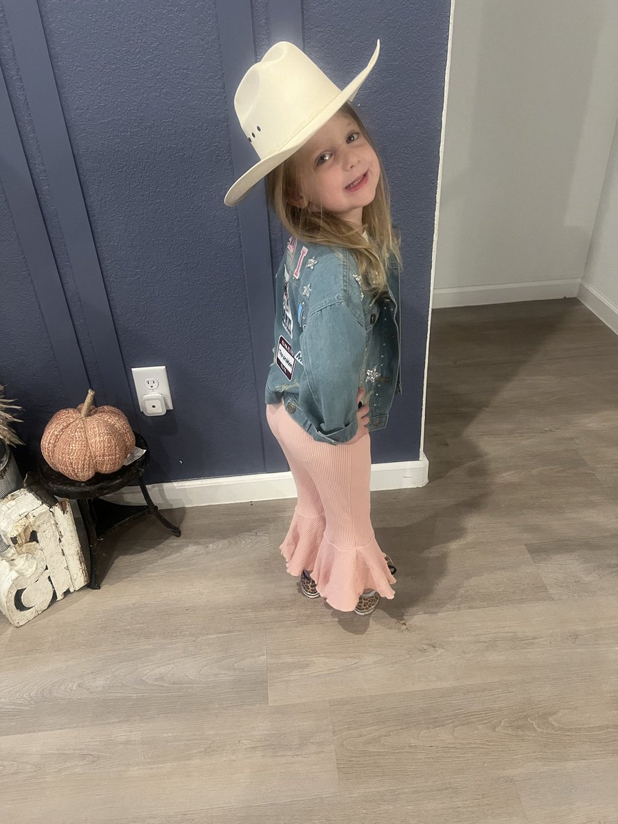 My babies are future Mustangs! #futuremustangs <a href="/HumbleISD_KHS/">Kingwood High School</a> <a href="/HumbleISD_HHE/">Hidden Hollow Elementary</a>