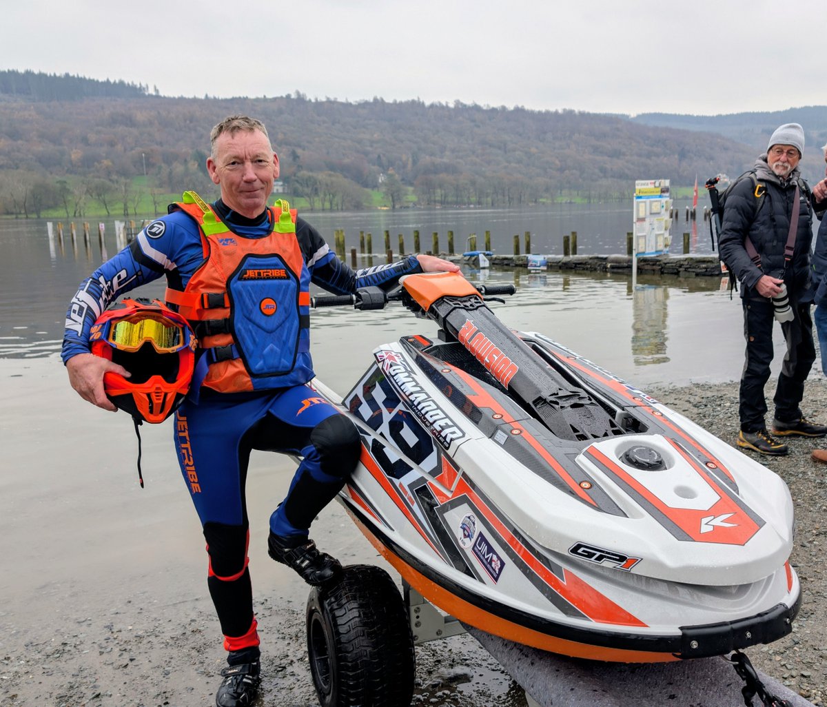 Graham Leech has set a new World and British National record in the SKI DIVISION GP1 / F1 1000m distance class at 78.74mph. 
All records are published in good faith but are subject to ratification by the relevant governing bodies.