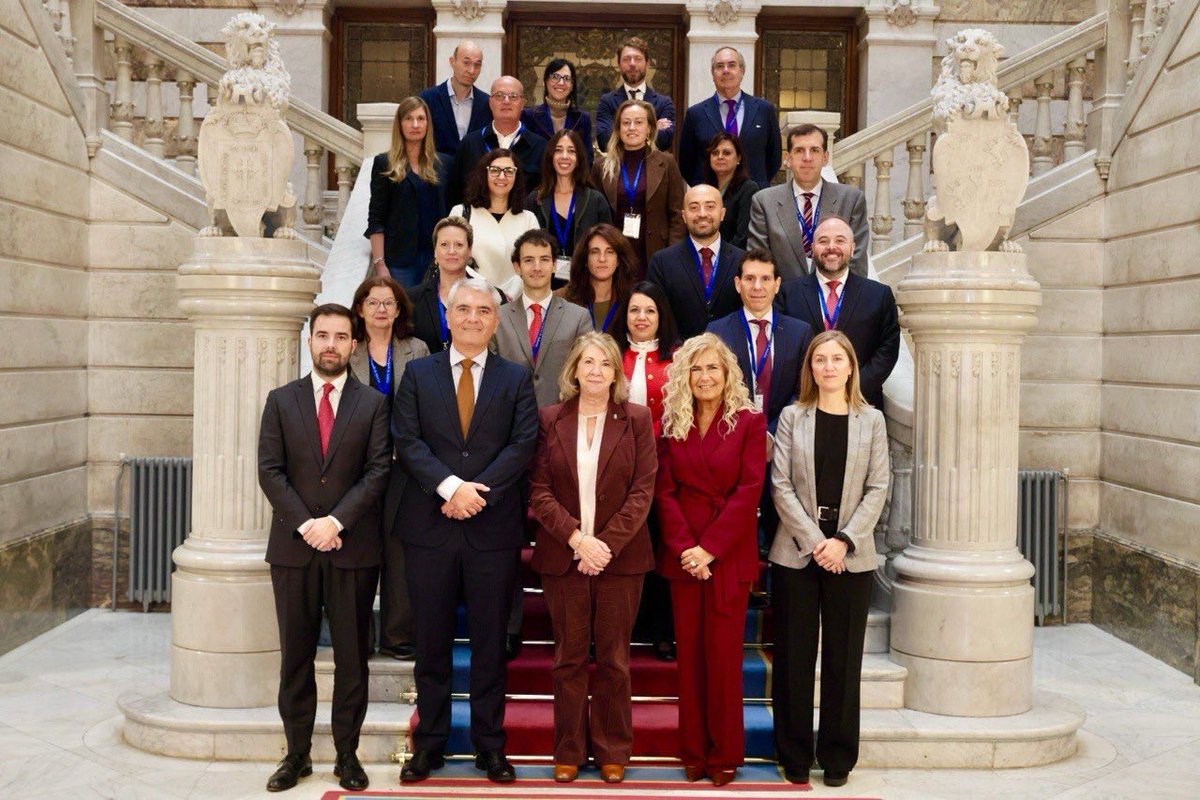 🏛️La Asamblea de Extremadura participa estos días en las IV Jornadas de la Asociación de Delegados y Delegadas de Protección de Datos de Parlamentos.
El encuentro se está desarrollando en la Junta General del Principado de Asturias y al mismo asiste el jefe de la Unidad de