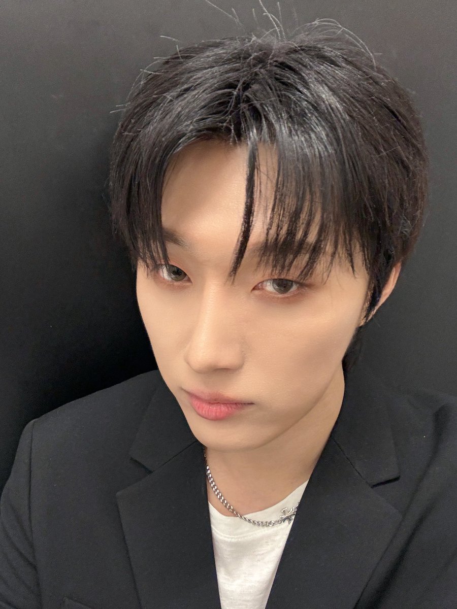 OmegaX_members's tweet photo. [#OX]

Sway 시작! 
화이티이이잉!!

#OMEGA_X #오메가엑스
#재한 #JAEHAN https://t.co/CuLmpFjhnO