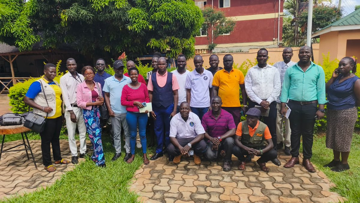 OkemaDavid's tweet photo. Today, members of AMJA met and discussed critical issues on how the association can create platforms for member scribes across the Acholi Subregion to leverage their contributions to the community while also engaging in meaningful and productive activities. https://t.co/h23AO65NWa