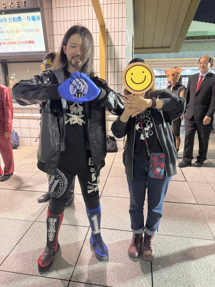 meguri16's tweet photo. 10/18両国国技館
WWE Super Show Japan
10/19後楽園ホール
DDT WRESTLING HARVEST ～ 茜色に染まる空 ～
でした😆
入場からワクワクすぎる😍 https://t.co/6yIQ01kSSP
