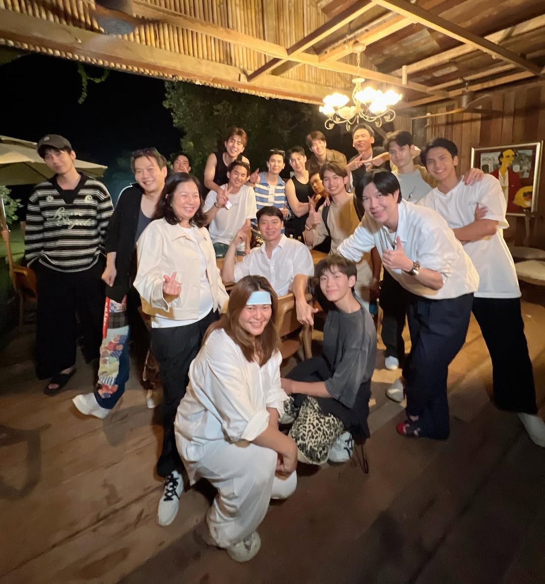 Nnunam_np's tweet image. วันนี้ถ่ายกันหนักทั้งวันจนค่ำเลยสิเนี่ย
สู้เค้าน้า✌️ จะเป็นรายการแบบไหนกันน้า อยากดูละ🤩

Cr: Oh Starhunter IG

#ขุณขิมมอญ 
#BDBproject