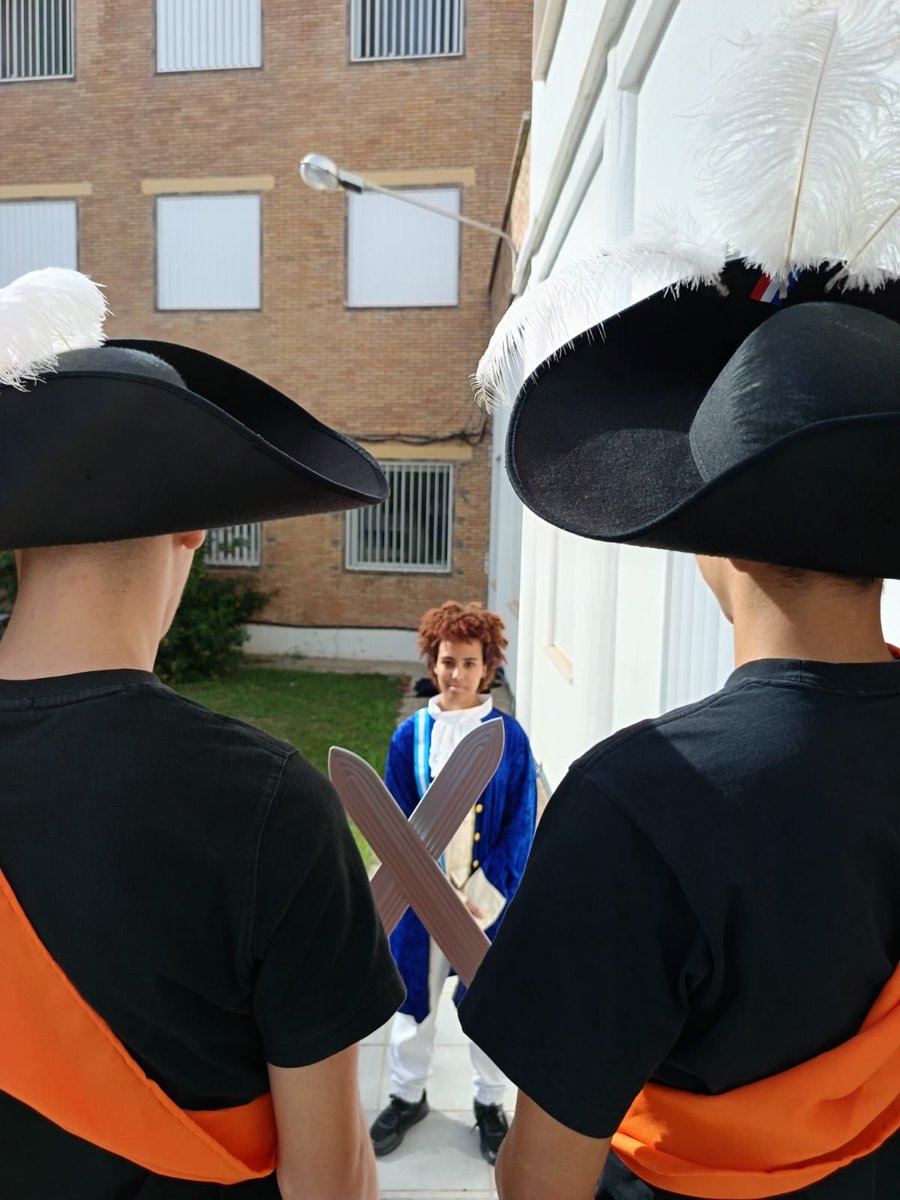 Dramatización de la Revolución Francesa realizada por el alumnado de 4°ESO B. Área de Bilingüismo.