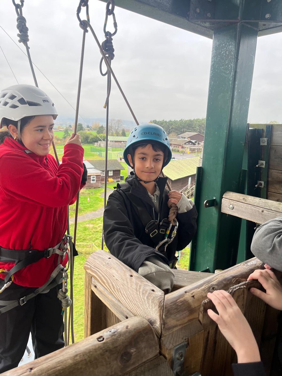 Hallam Fields Primary School tweet media