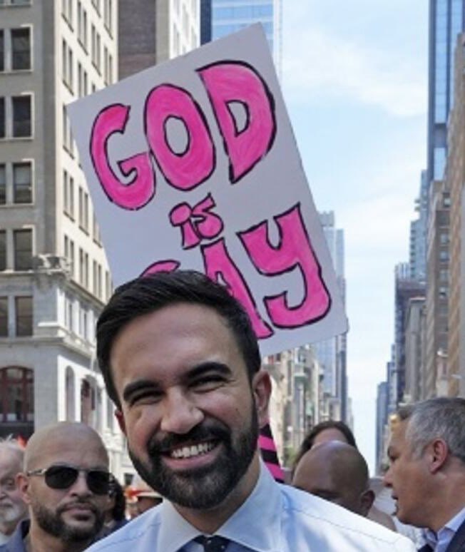 هذا هو عمدة نيويورك..و افهم لحالك ...