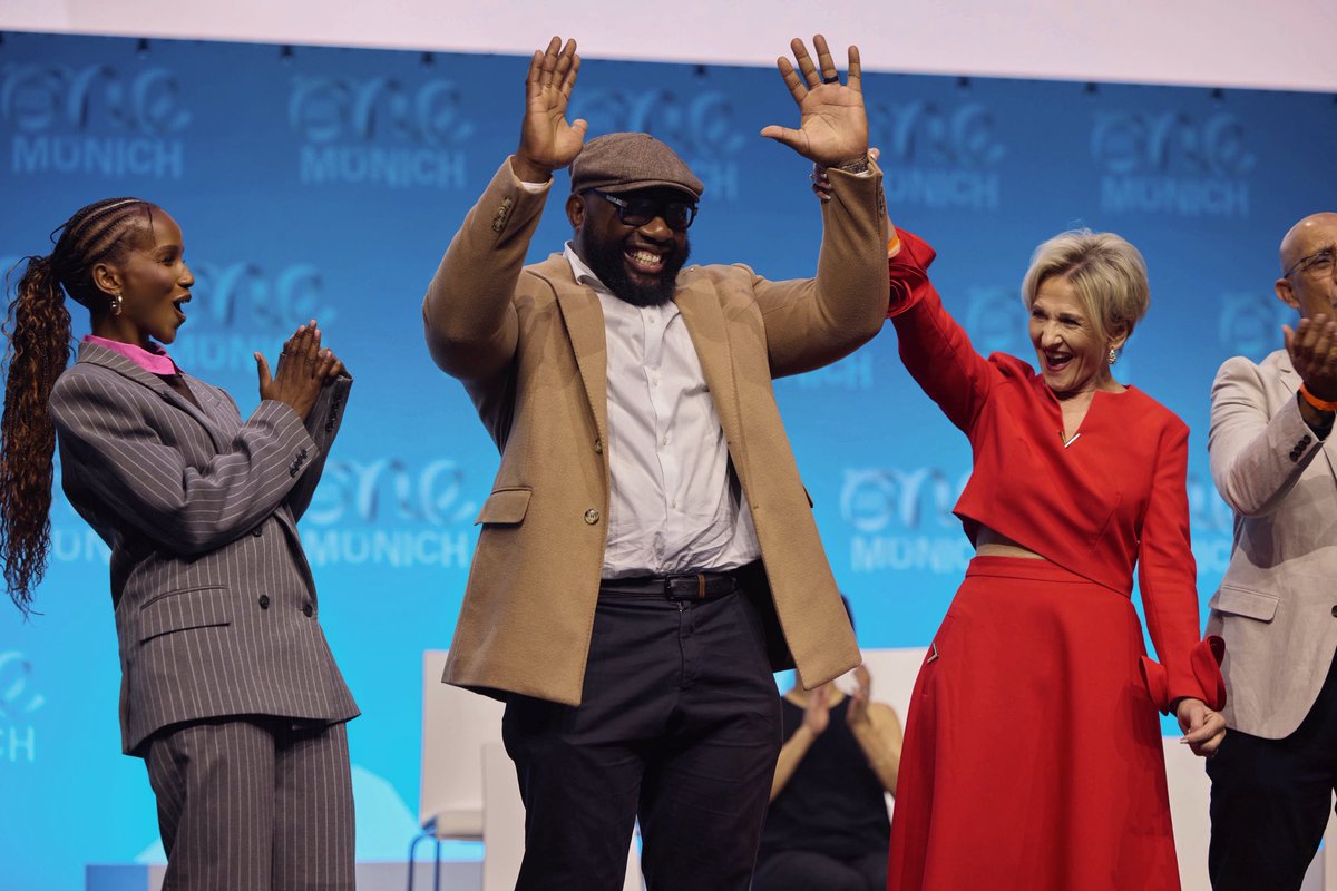 abigailmusida's tweet image. Honoured to be back at @OneYoungWorld as a Counsellor.

This movement reminds me that leadership is a choice and change begins when we believe it’s possible.

Grateful to learn, listen, and grow alongside the next generation of changemakers. 💙