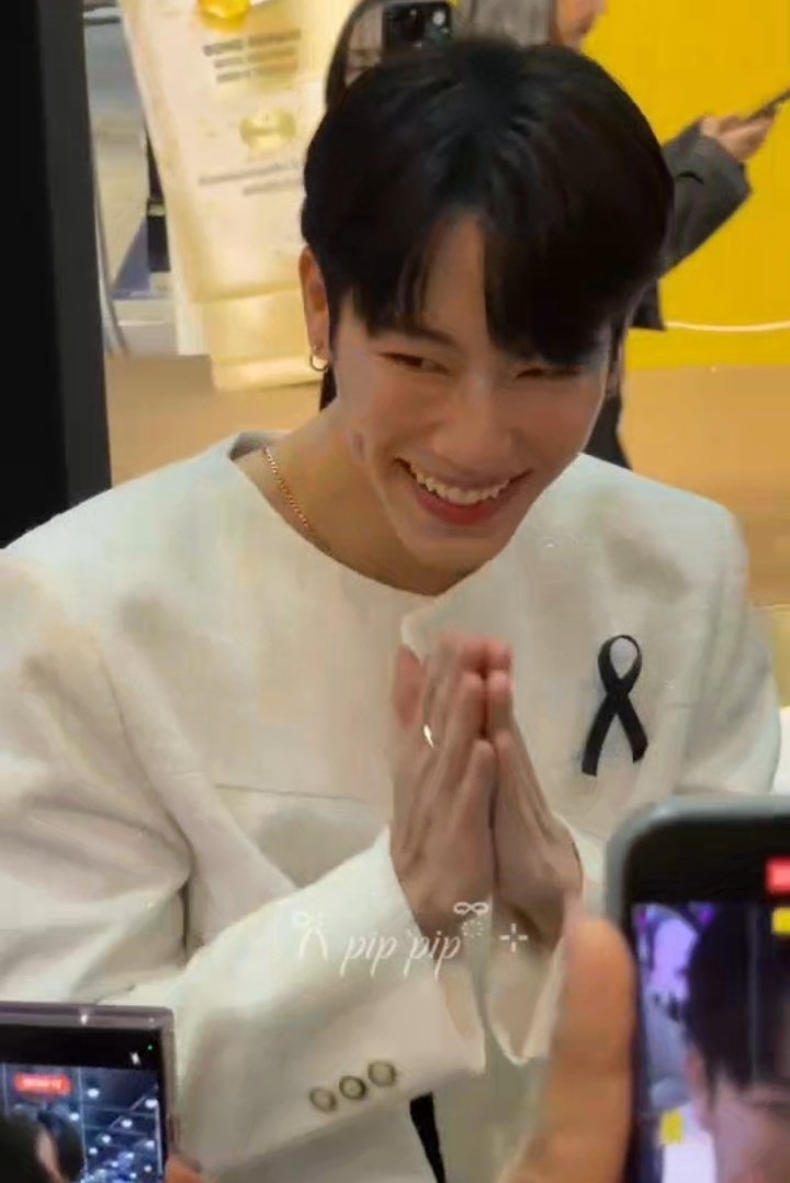 xxxwpxxx_'s tweet image. คือยัยวอเหมือนพวกจับพลัดจับผลูได้เปนคุณนายจริงๆอะ5555 แบบกุเกรียนของกุอยุ่ดีๆ มีคนมาเรียกว่าคนสวย เพราะเมื่อก่อนนางเพี้ยนมาก ห้าวๆด่องๆ อยากทำ ทำ ใครจะทำไม ทุกวันนี้อะไร คนงามๆต้องงามคู่ความเด่นดี ต๊ะต่อนยอน หรือเปนเพราะช่วงอายุด้วย 555555555555555