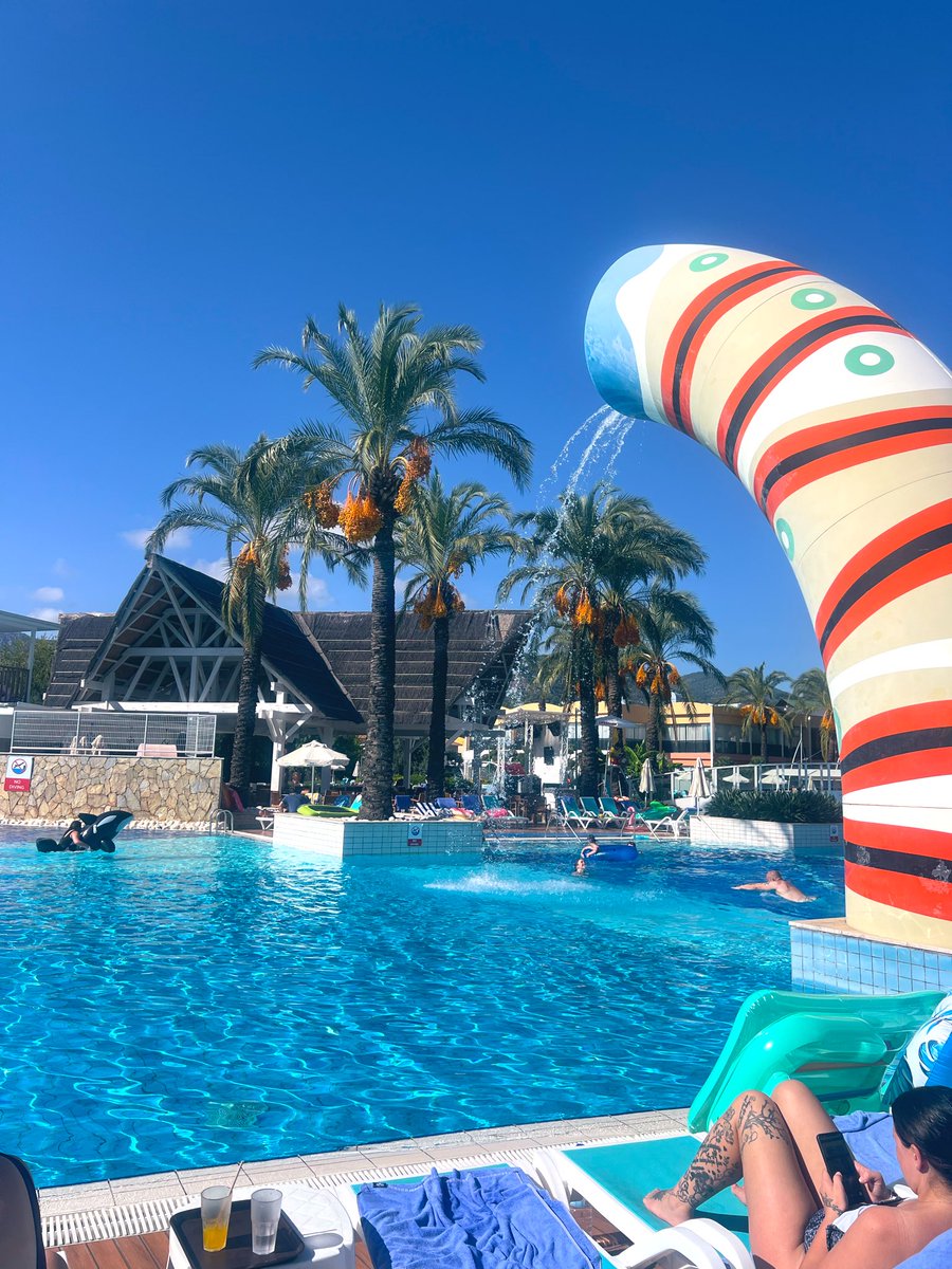 Missing this view already. But more so missing the sun. However bring on Monday where the madness starts celebrating ones 40th birthday.