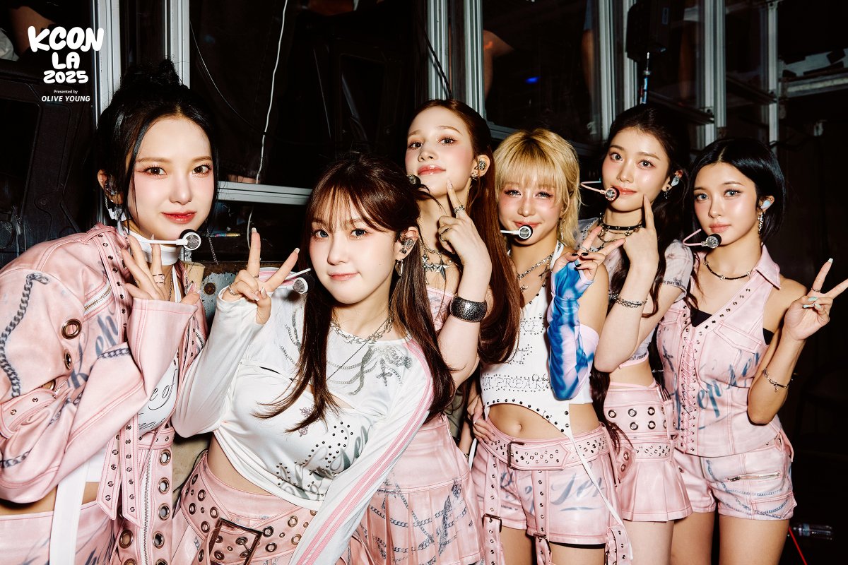 KCON_official's tweet photo. [#KCONLA2025] BACKSTAGE PHOTO DUMP 📸✨

Step into the backstage where the energy never stops! 
Get up close and personal with your favorite K-POP stars, and see what fans don’t usually get to see. 👀⚡️

photo by. LEE GI UK 

*𝘈𝘭𝘭 𝘤𝘰𝘯𝘵𝘦𝘯𝘵 𝘢𝘳𝘦 𝘳𝘶𝘯 𝘢𝘤𝘤𝘰𝘳𝘥𝘪𝘯𝘨 𝘵𝘰 𝘢𝘳𝘵𝘪𝘴𝘵 𝘢𝘯𝘥 𝘰𝘯-𝘴𝘪𝘵𝘦 𝘤𝘰𝘯𝘥𝘪𝘵𝘪𝘰𝘯𝘴.

-
KCON LA 2025
AUG 1-3
https://t.co/qiQnsCTiVv Arena, LA Convention Center

Let‘s #KCON