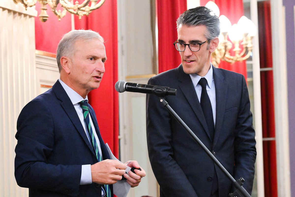 La Rappresentanza Permanente d’Italia presso le Organizzazioni Internazionali a Parigi ha organizzato un concerto del gruppo musicale L’Antidote, ensemble internazionale che ha affascinato il pubblico con alcuni dei suoi brani più celebri.
Composto dal pianista franco-libanese