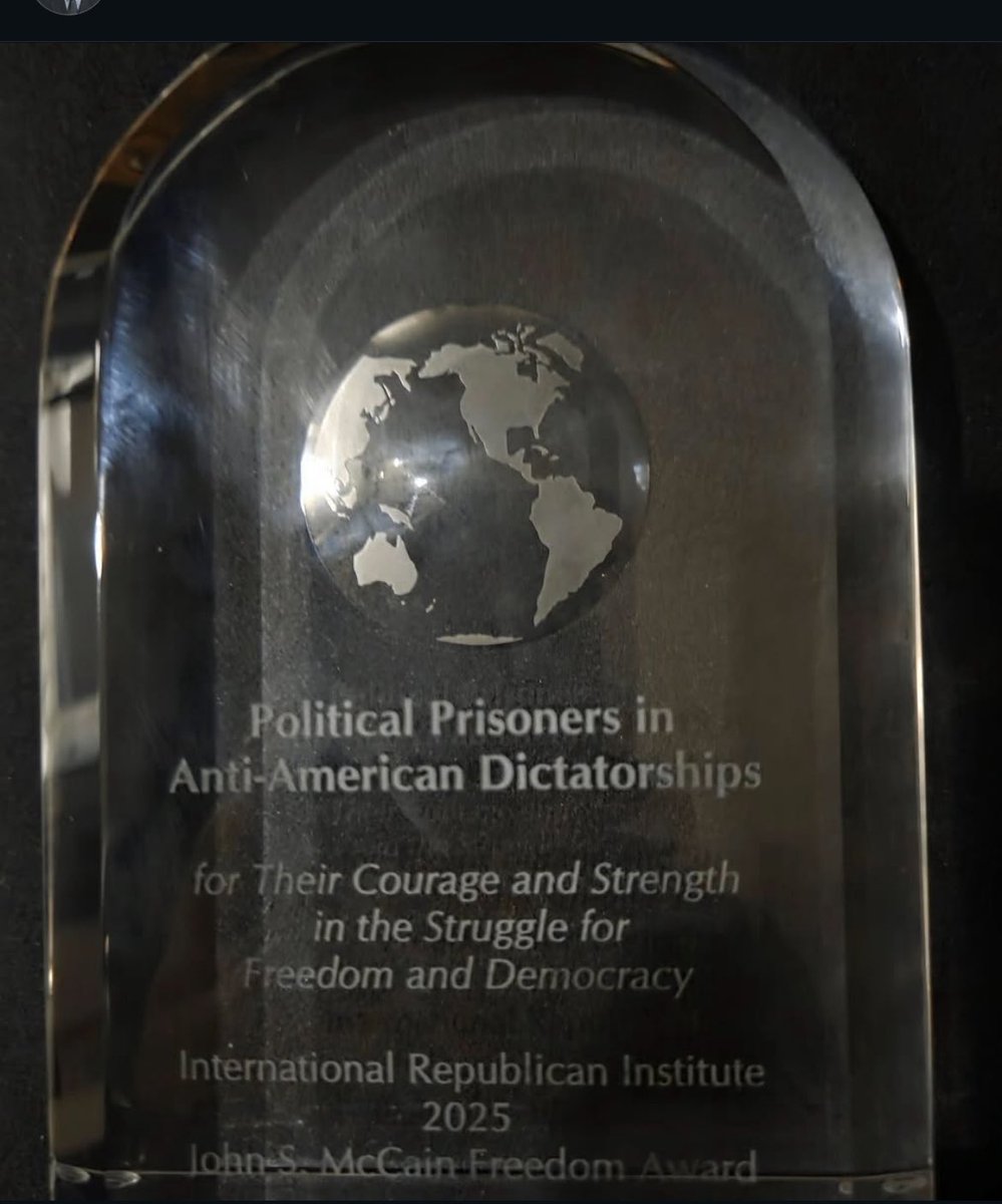 For over 30 years, José Daniel Ferrer has fought for democracy in #Cuba — 13 of them spent in arbitrary imprisonment at different times between 2003 and 2025. Four times a prisoner of conscience, today he receives the John S. McCain Freedom Award, honoring political prisoners who