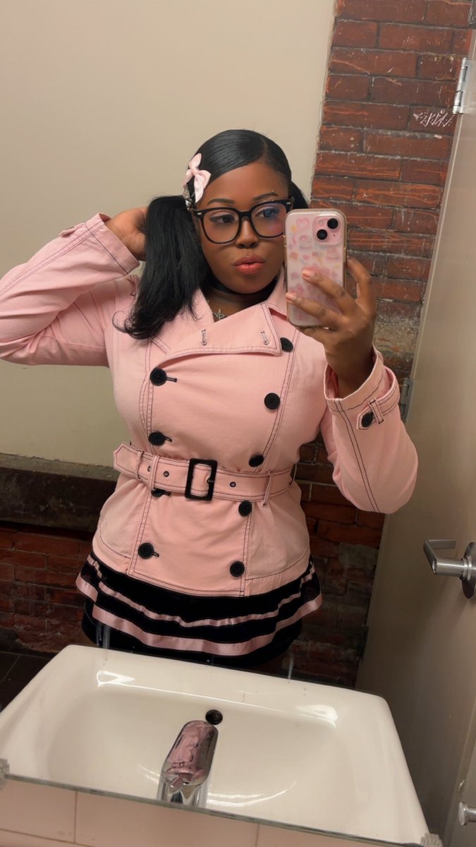 me and mariah on the same wavelength bc i had this ralph lauren jacket saved on poshmark for monthsssss. like she eats