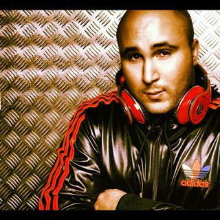 ☠︎ᴀᴍᴏɴɪᴀᴛɪᴋᴏ ★ ★ ★ tweet media