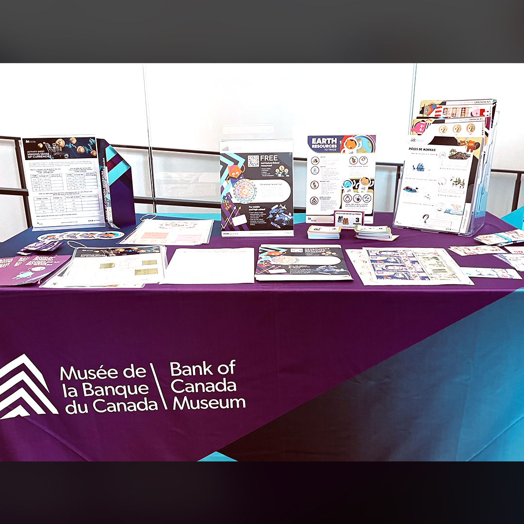 📚🍎L’Association provinciale des enseignantes et enseignants du Québec tient son 161e congrès aujourd’hui et demain, à Montréal.
Passez à notre kiosque pour voir nos nombreuses ressources pédagogiques.
Nous aurons aussi quelques petits cadeaux pour vous.
👋C’est un rendez-vous!