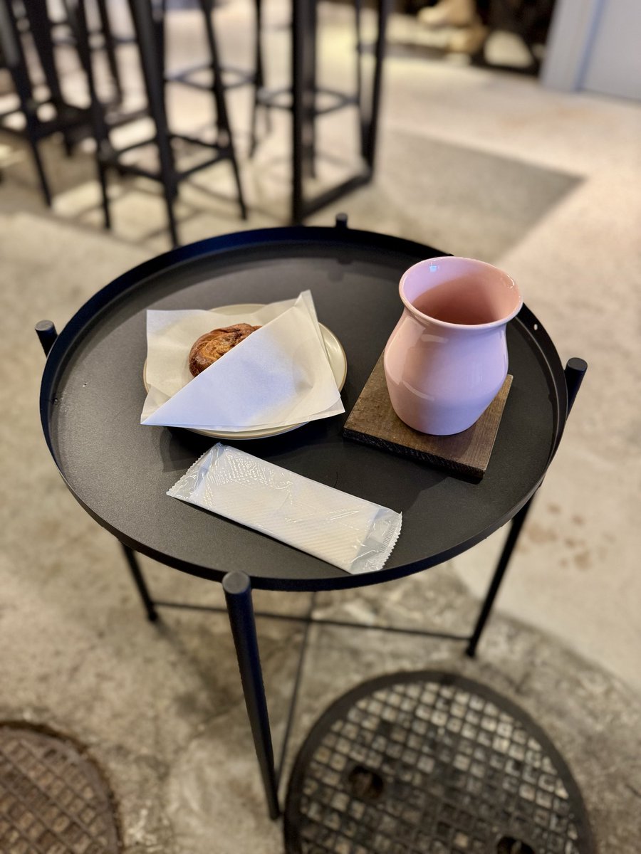 velpoincare's tweet photo. 本日は演奏会の前に"TRUNK COFFEE LAB"さんでコーヒーをいただきました。
ORIGAMIドリッパーで抽出されたパナマのゲイシャはフローラルでフルーティ。とてもおいしかったです(^^)
#trunkcoffee https://t.co/TpVcGG5wim