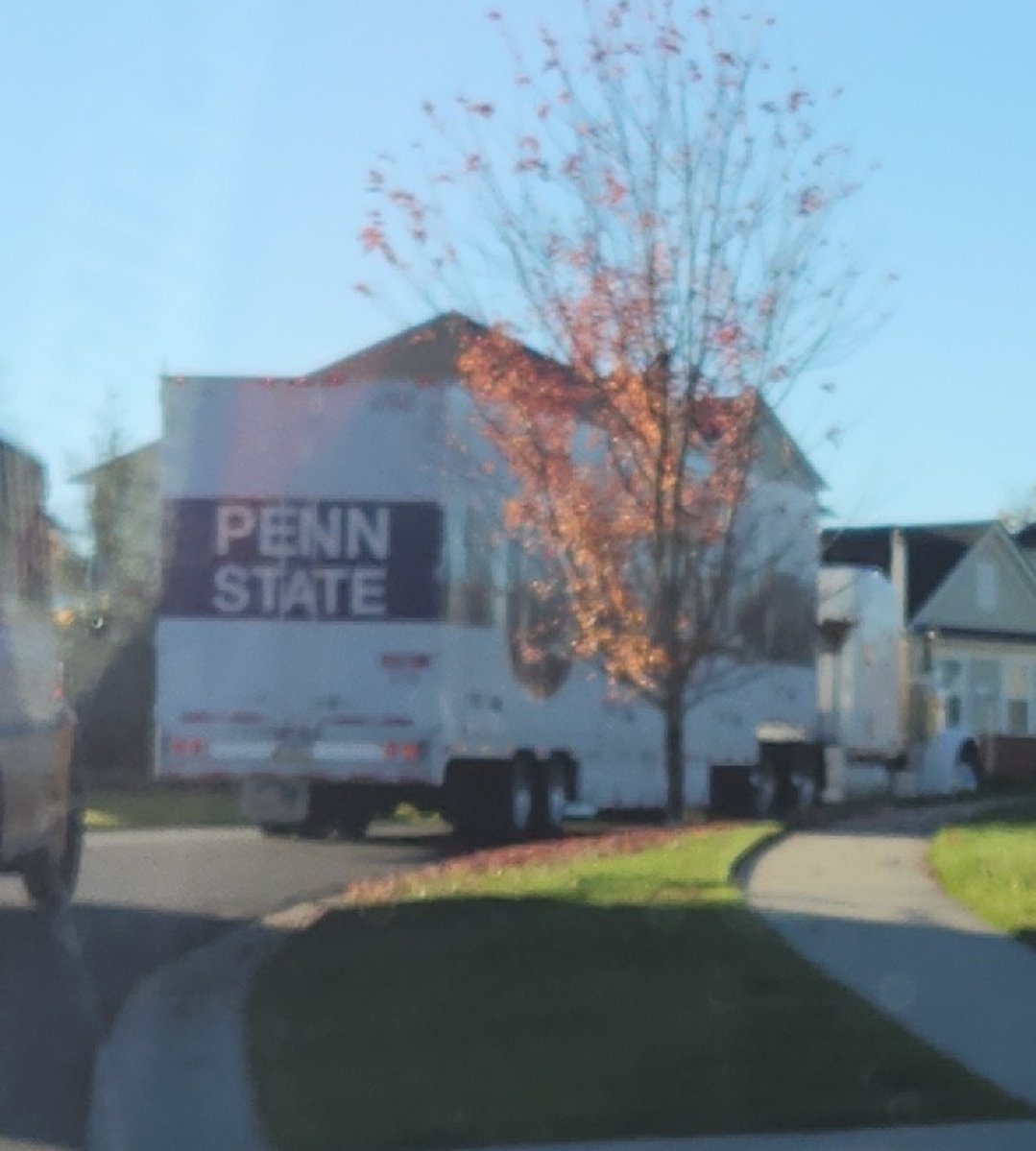 Tailgate Champion tweet media