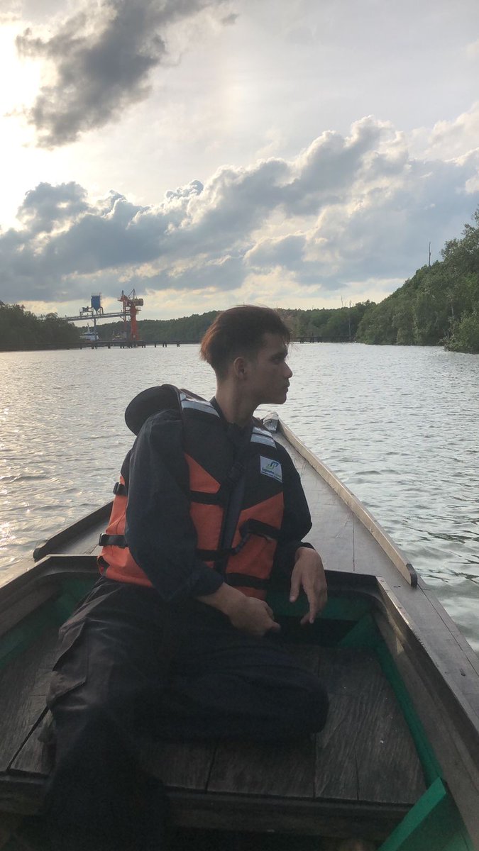 kamera WhatsApp nih🗿